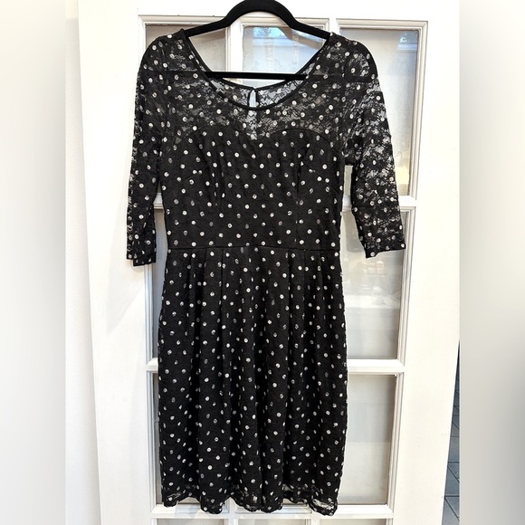 Betsey Johnson Black & White Polka Dot Lace Overlay Rock Glam Dress Size 6 Small - Picture 11 of 11